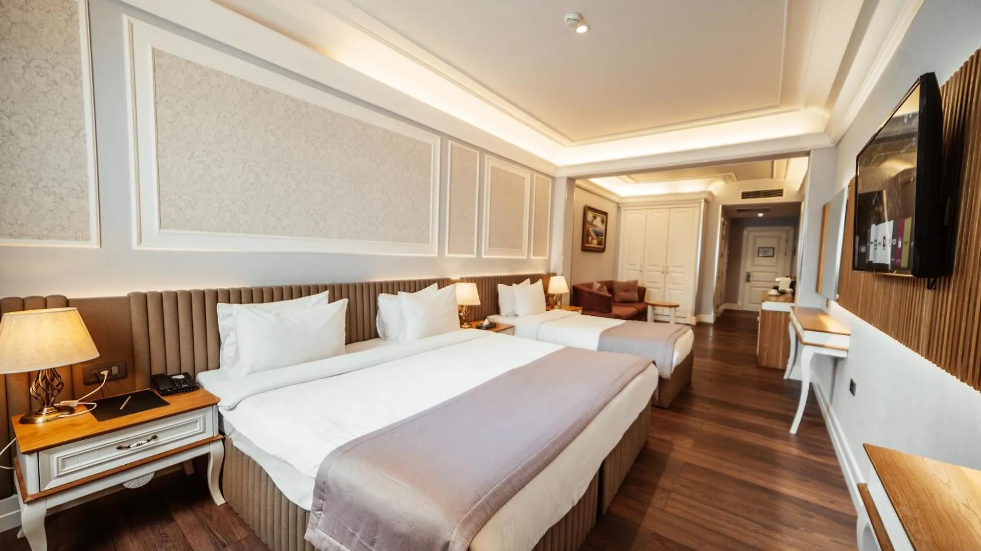 Theatrum Hotel Baku