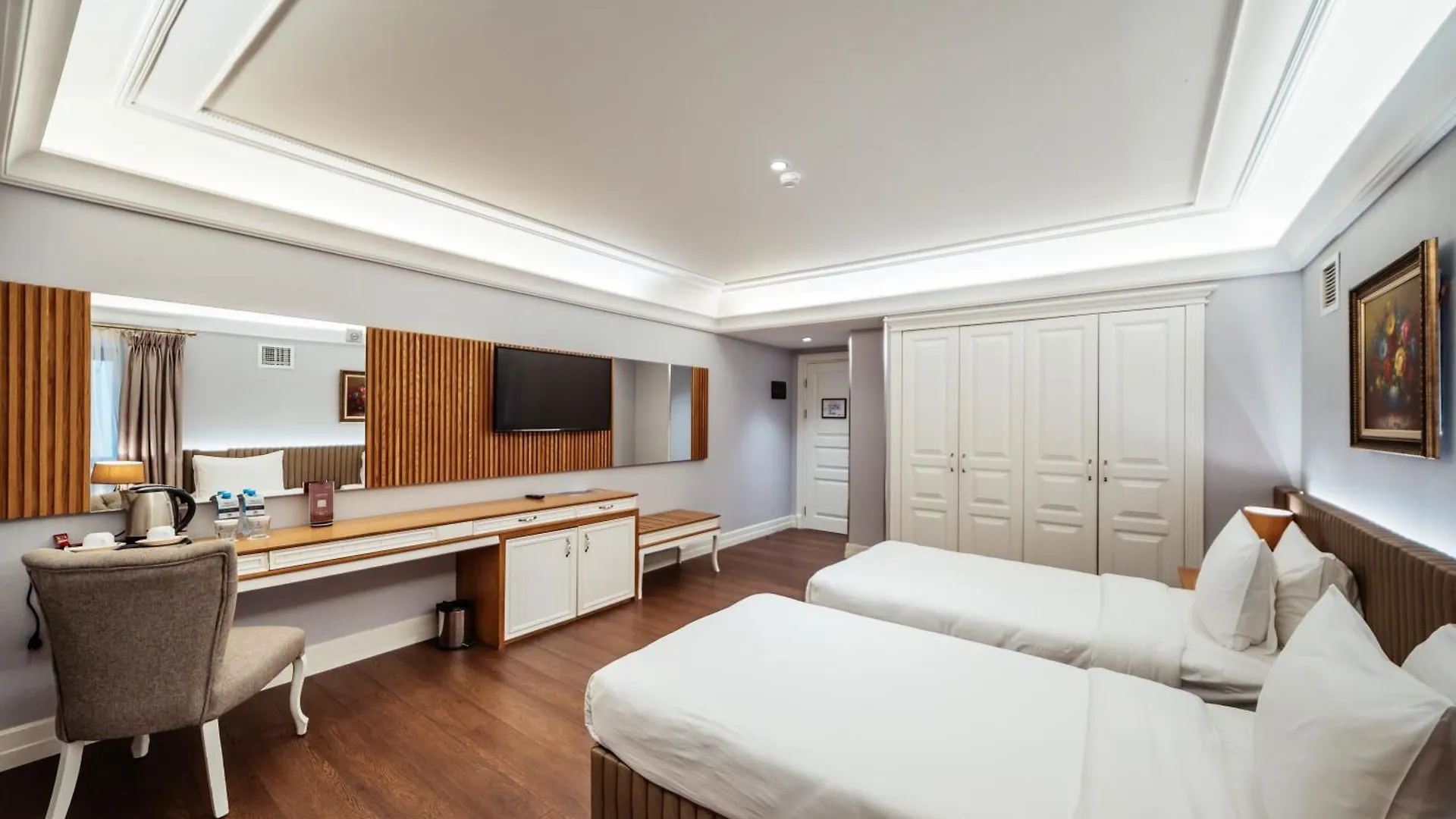 Theatrum Hotel Baku