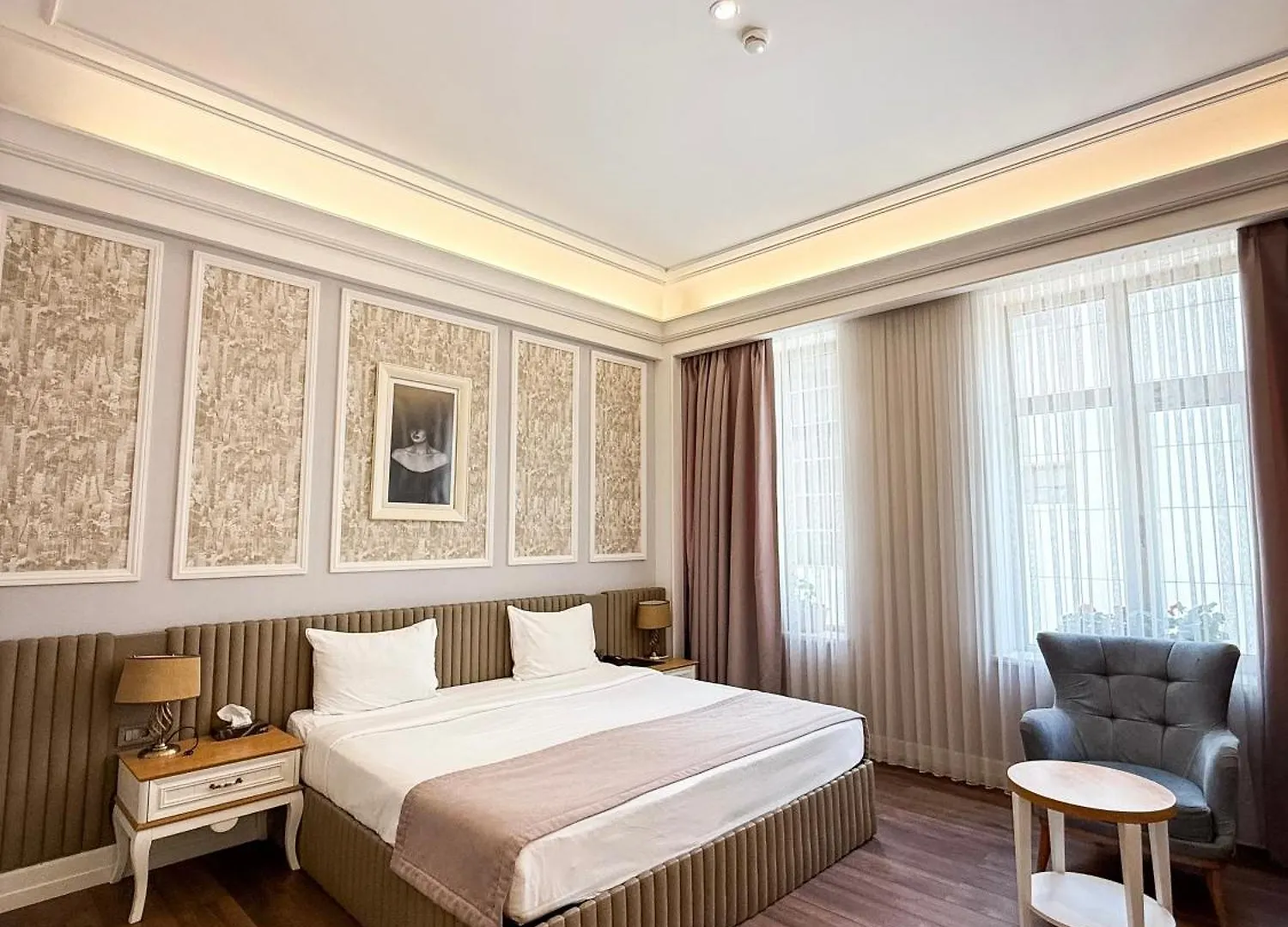 Theatrum Hotel Baku 5*,  Aserbaidschan