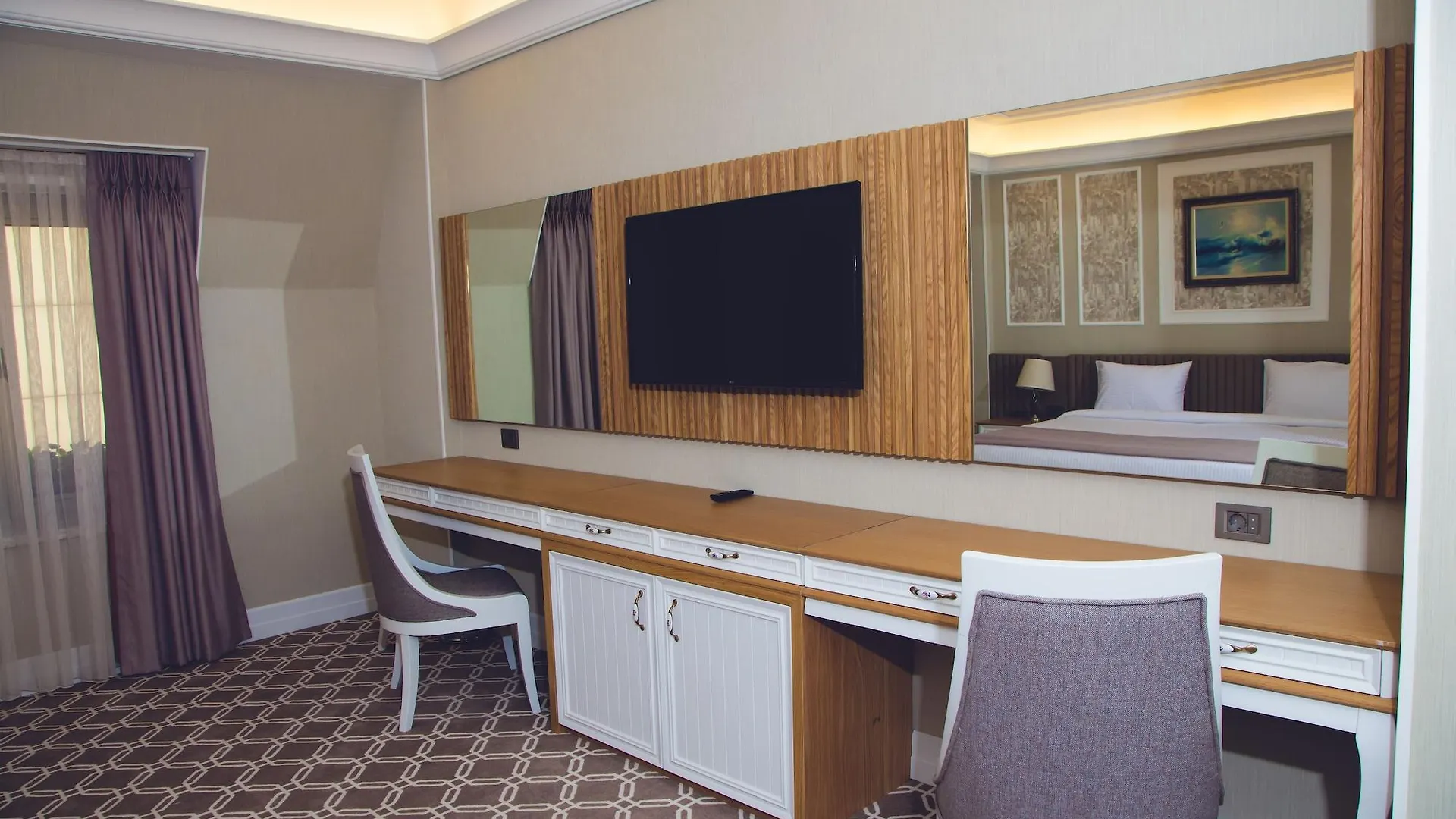 Theatrum Hotel באקו 5*,  אזרבייג'ן