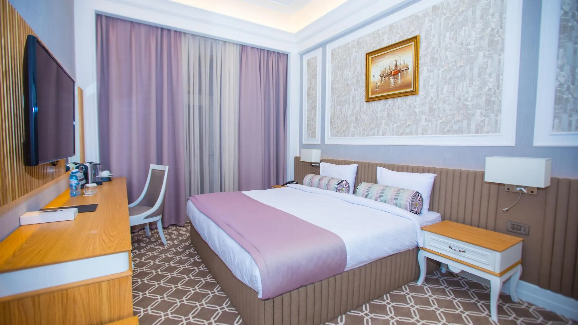 Theatrum Hotel באקו