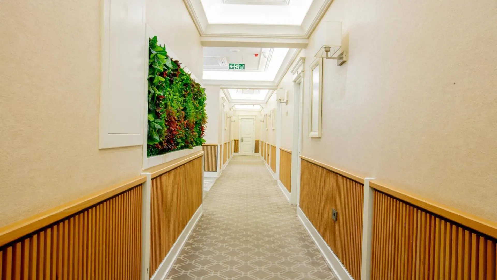 Theatrum Hotel Baku