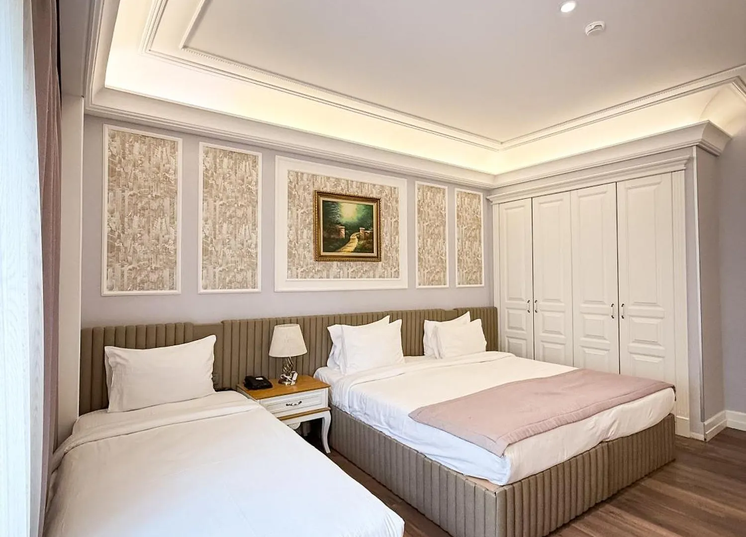Theatrum Hotel Baky 5*,