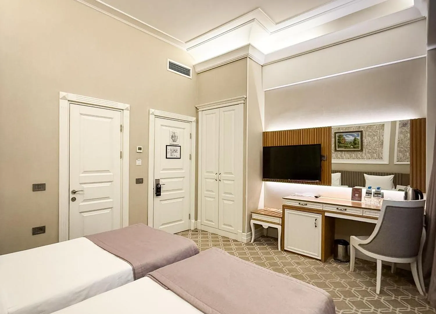 Theatrum Hotel Baky